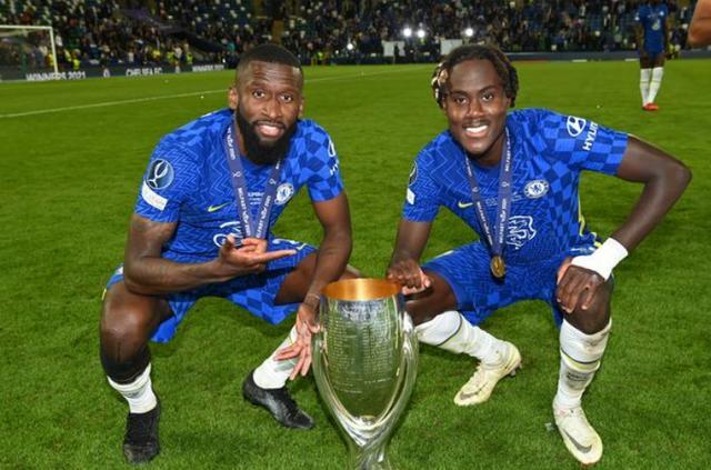  RB莱比锡青训小将首秀惊艳全场  