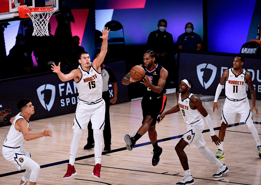  约基奇全能数据领跑联盟MVP争夺战持续升温