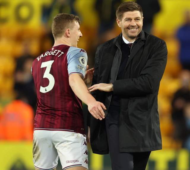  阿斯顿维拉控球压制切尔西，杰拉德战术获球迷喝彩