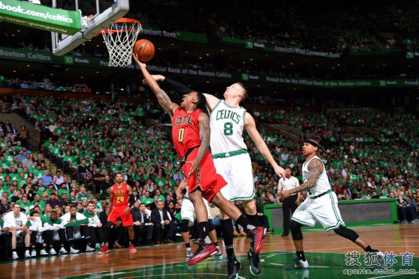  格勒诺布尔新生代边锋突破造点锁定胜局